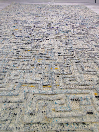 Hand Tufted Wool Area Rug, Modern