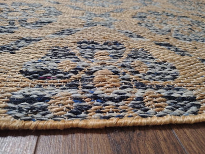 Hand Woven Wool Area Jute Rug